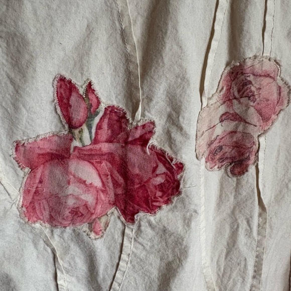 Magnolia Pearl Dress with floral appliqués - Picture 10 of 11